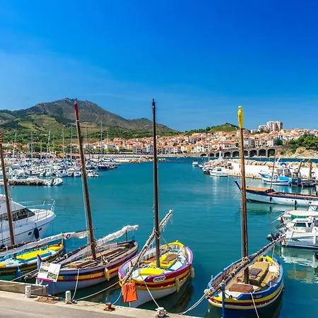 2 Pieces Sur Bn000-004 Banyuls-sur-Mer