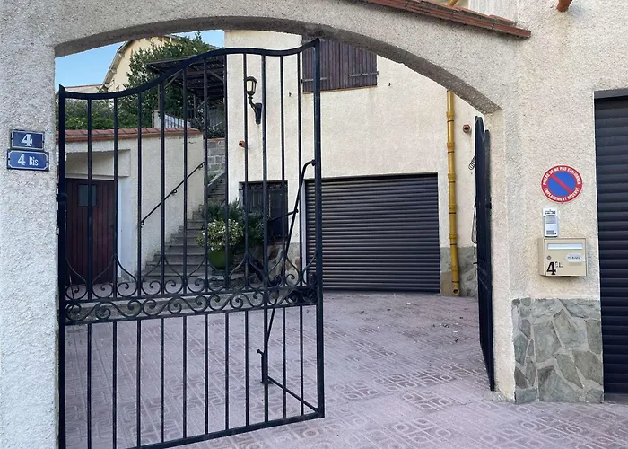 2 Pieces Sur Bn000-004 Banyuls-sur-Mer